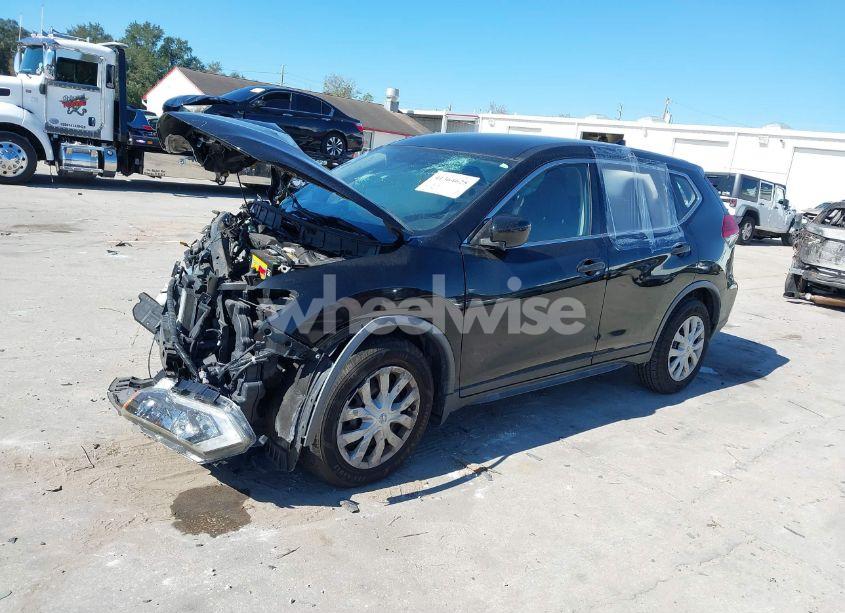 Photo 2 of 2017 Nissan Rogue S (VIN JN8AT2MT0HW405901)