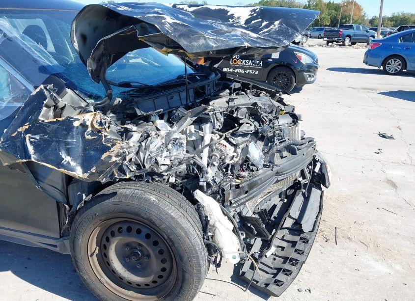 Photo 6 of 2017 Nissan Rogue S (VIN JN8AT2MT0HW405901)