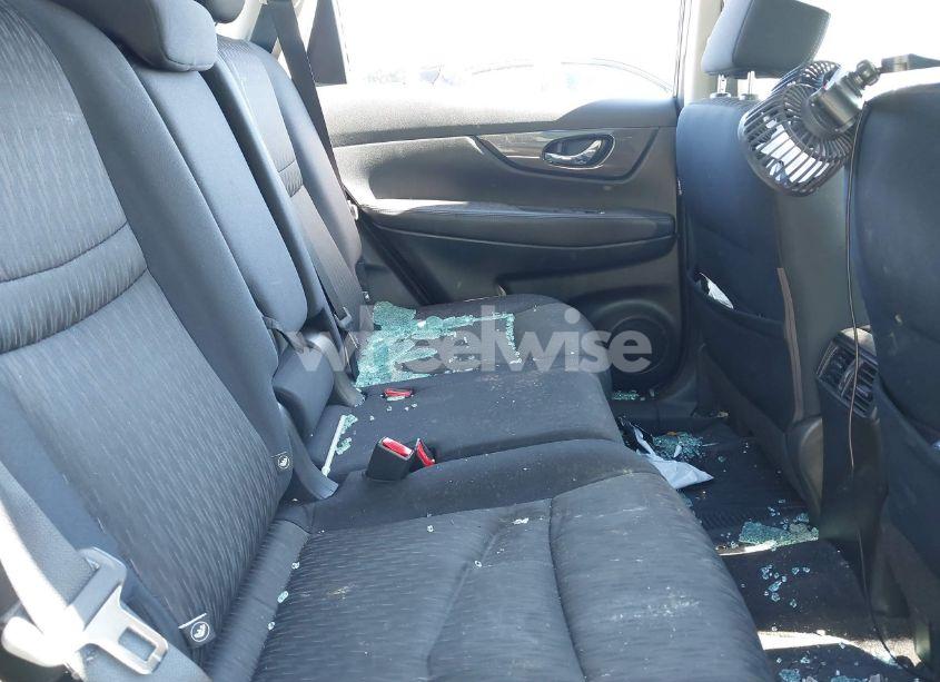 Photo 8 of 2017 Nissan Rogue S (VIN JN8AT2MT0HW405901)