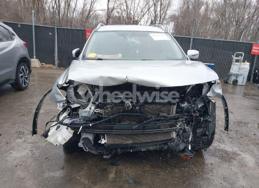 Photo 13 of 2018 Nissan Rogue SL (VIN JN8AT2MT0JW464419)