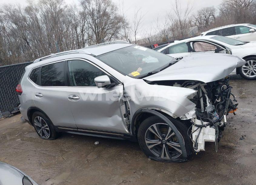 Photo 14 of 2018 Nissan Rogue SL (VIN JN8AT2MT0JW464419)