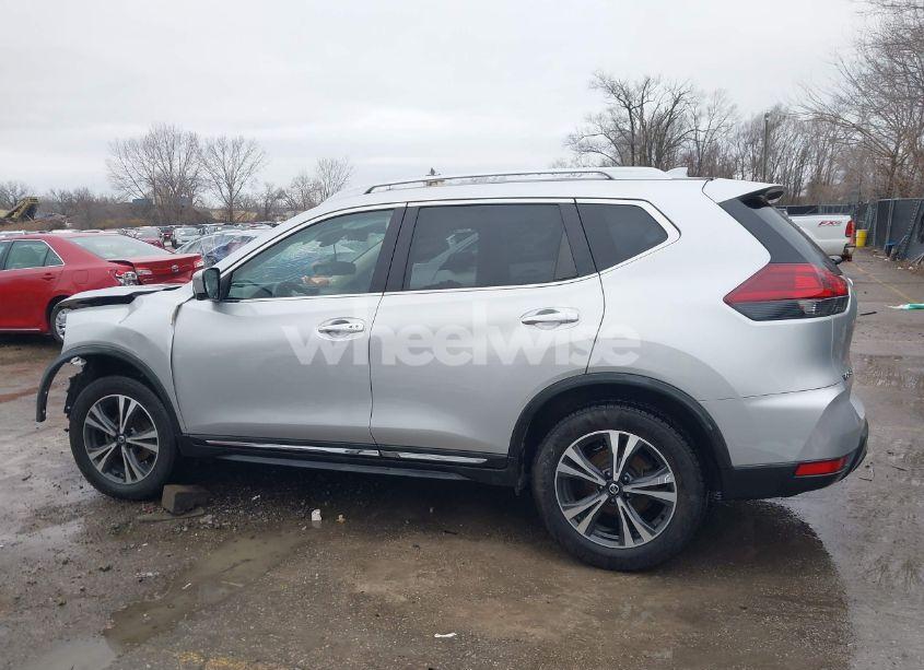 Photo 15 of 2018 Nissan Rogue SL (VIN JN8AT2MT0JW464419)