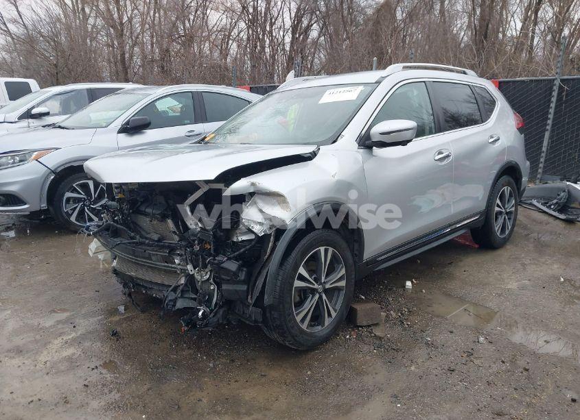 Photo 2 of 2018 Nissan Rogue SL (VIN JN8AT2MT0JW464419)