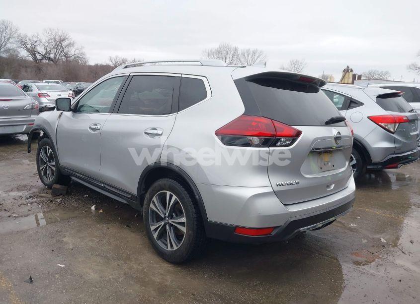 Photo 3 of 2018 Nissan Rogue SL (VIN JN8AT2MT0JW464419)