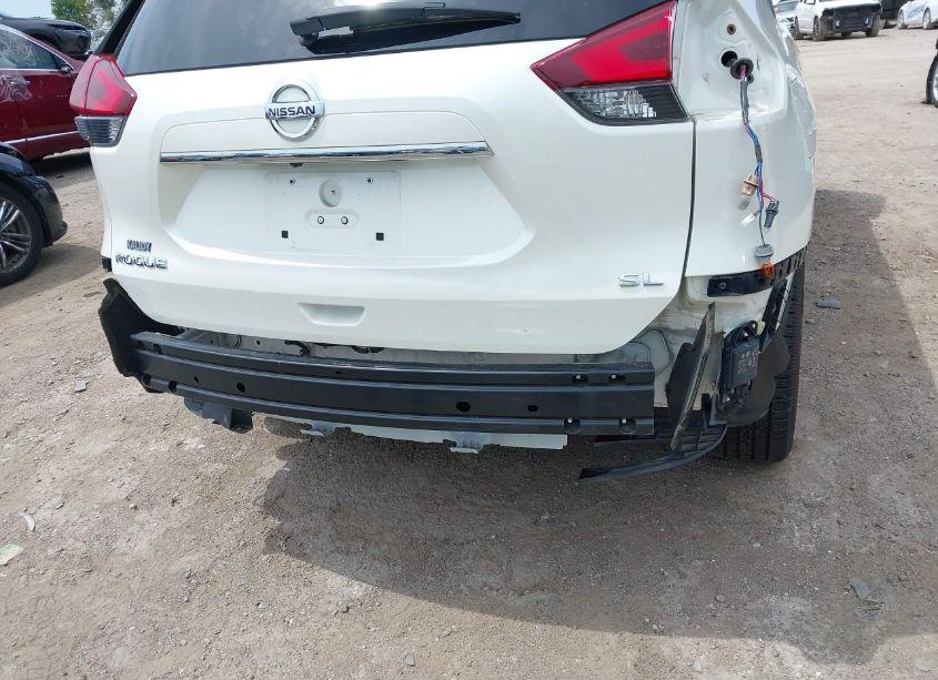 Photo 6 of 2018 Nissan Rogue SL (VIN JN8AT2MT0JW467983)