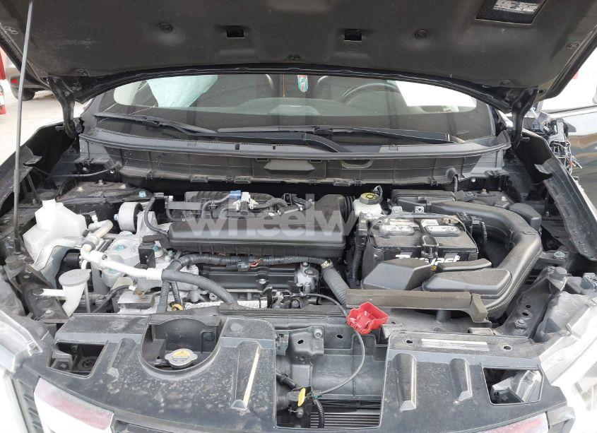 Photo 10 of 2018 Nissan Rogue SL (VIN JN8AT2MT0JW487778)