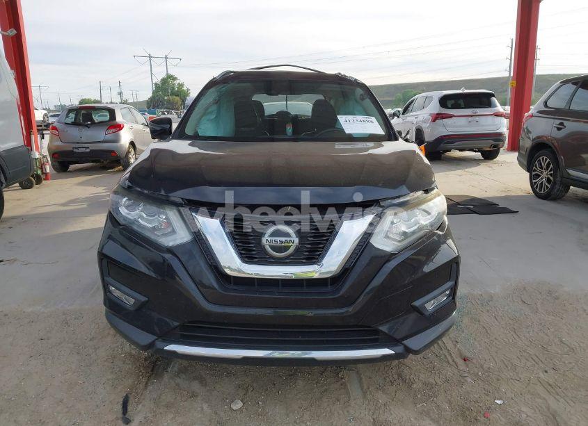 Photo 12 of 2018 Nissan Rogue SL (VIN JN8AT2MT0JW487778)