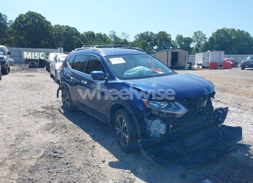 2019 Nissan Rogue SV (VIN JN8AT2MT0KW263900) main photo