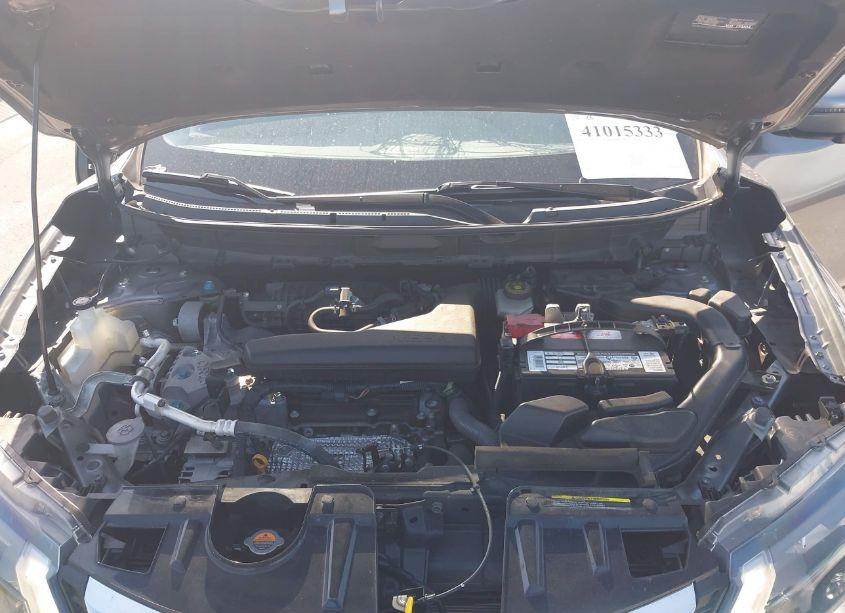 Photo 10 of 2019 Nissan Rogue SV (VIN JN8AT2MT0KW501308)