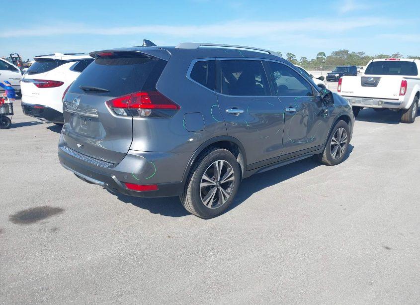 Photo 4 of 2019 Nissan Rogue SV (VIN JN8AT2MT0KW501308)