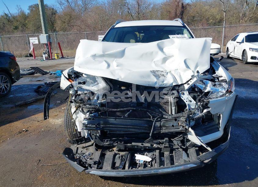 Photo 6 of 2020 Nissan Rogue SV FWD (VIN JN8AT2MT0LW016121)