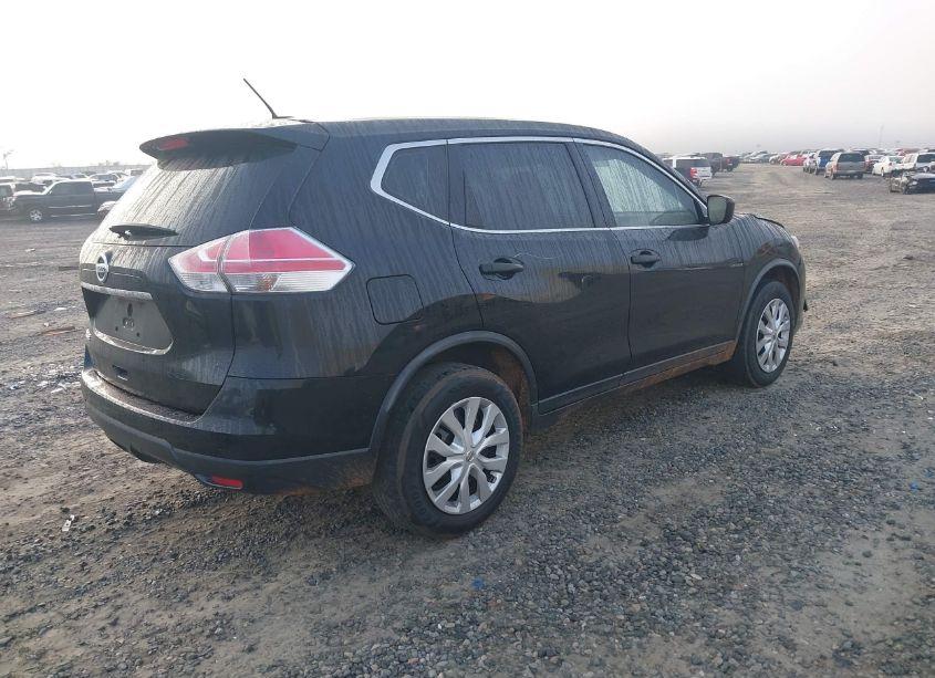 Photo 4 of 2016 Nissan Rogue S (VIN JN8AT2MT1GW010270)