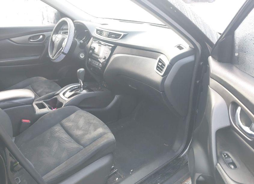 Photo 5 of 2016 Nissan Rogue S (VIN JN8AT2MT1GW010270)