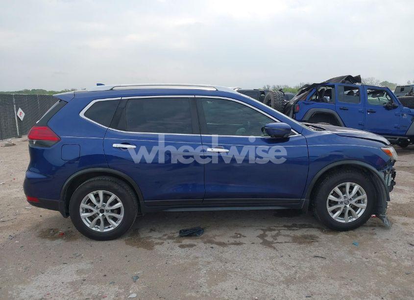 Photo 14 of 2017 Nissan Rogue SV (VIN JN8AT2MT1HW147016)