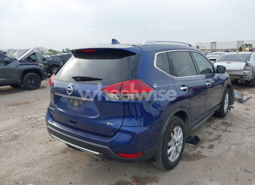 Photo 4 of 2017 Nissan Rogue SV (VIN JN8AT2MT1HW147016)