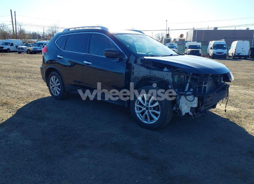 2017 Nissan Rogue SV (VIN JN8AT2MT1HW383746) main photo