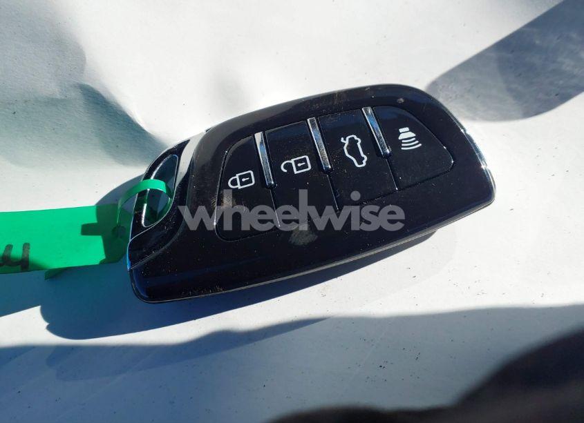 Photo 11 of 2017 Nissan Rogue SV (VIN JN8AT2MT1HW383746)