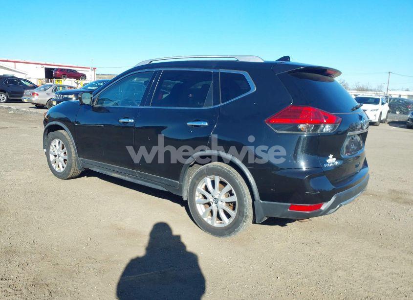 Photo 3 of 2017 Nissan Rogue SV (VIN JN8AT2MT1HW383746)