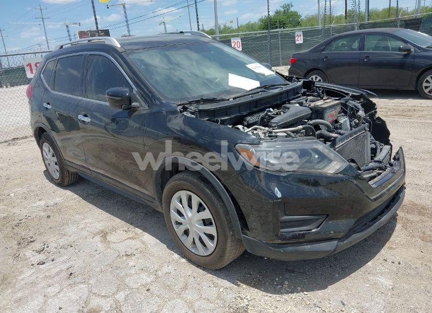 2017 Nissan Rogue S (VIN JN8AT2MT1HW386677) main photo