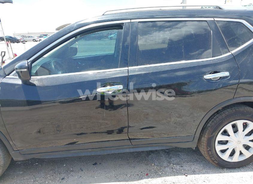 Photo 14 of 2017 Nissan Rogue S (VIN JN8AT2MT1HW386677)