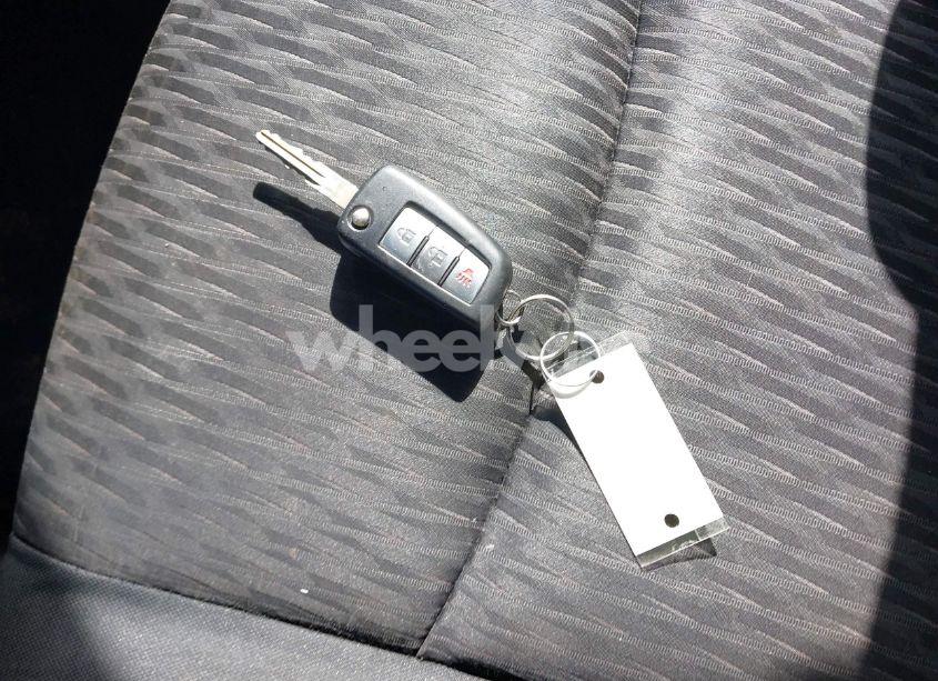 Photo 11 of 2017 Nissan Rogue S (VIN JN8AT2MT1HW390048)