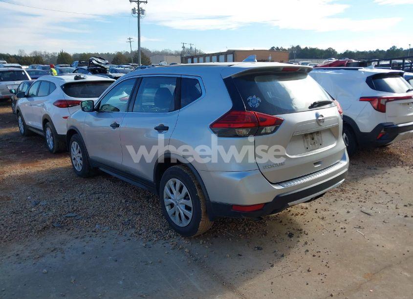 Photo 3 of 2017 Nissan Rogue S (VIN JN8AT2MT1HW390048)