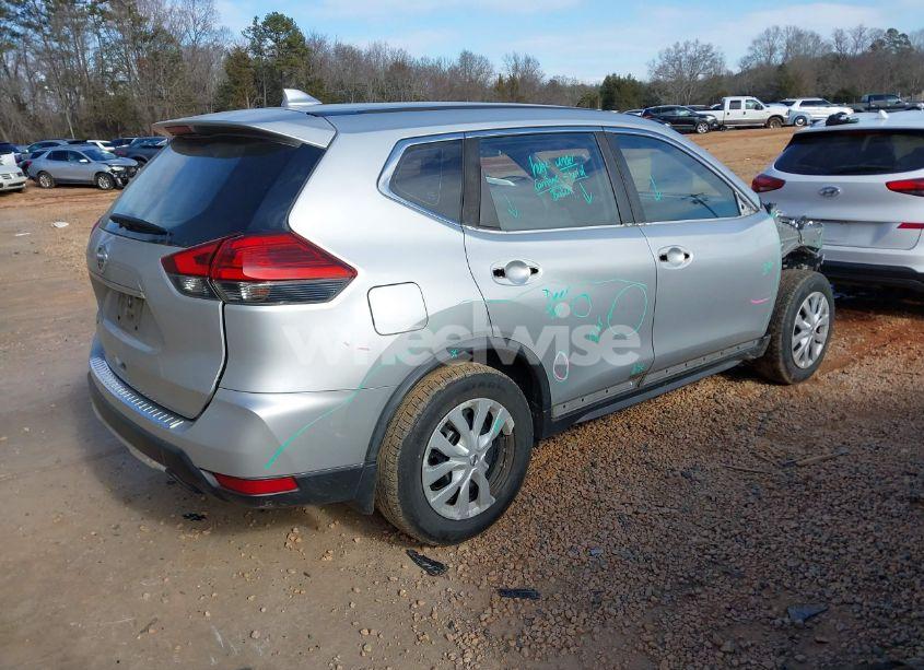 Photo 4 of 2017 Nissan Rogue S (VIN JN8AT2MT1HW390048)