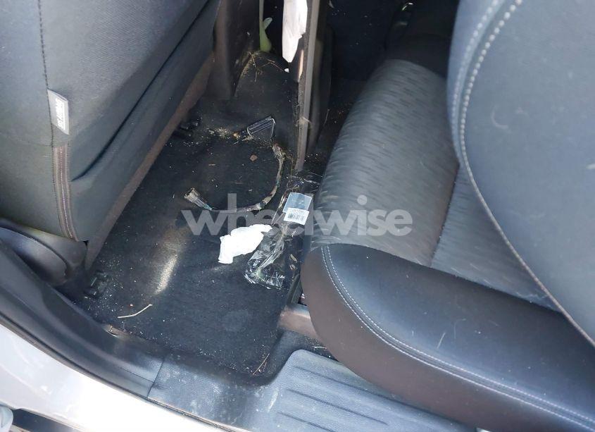 Photo 8 of 2017 Nissan Rogue S (VIN JN8AT2MT1HW390048)