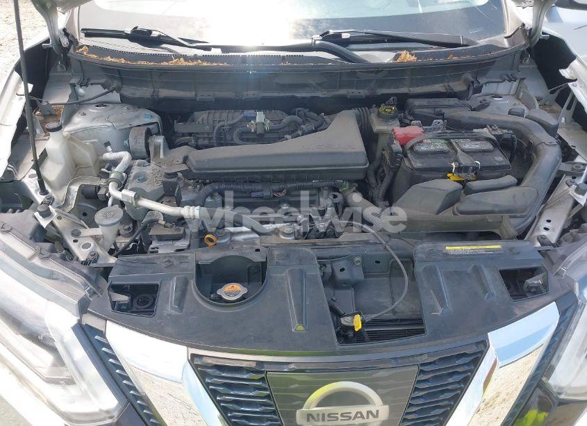 Photo 10 of 2017 Nissan Rogue S (VIN JN8AT2MT1HW402246)