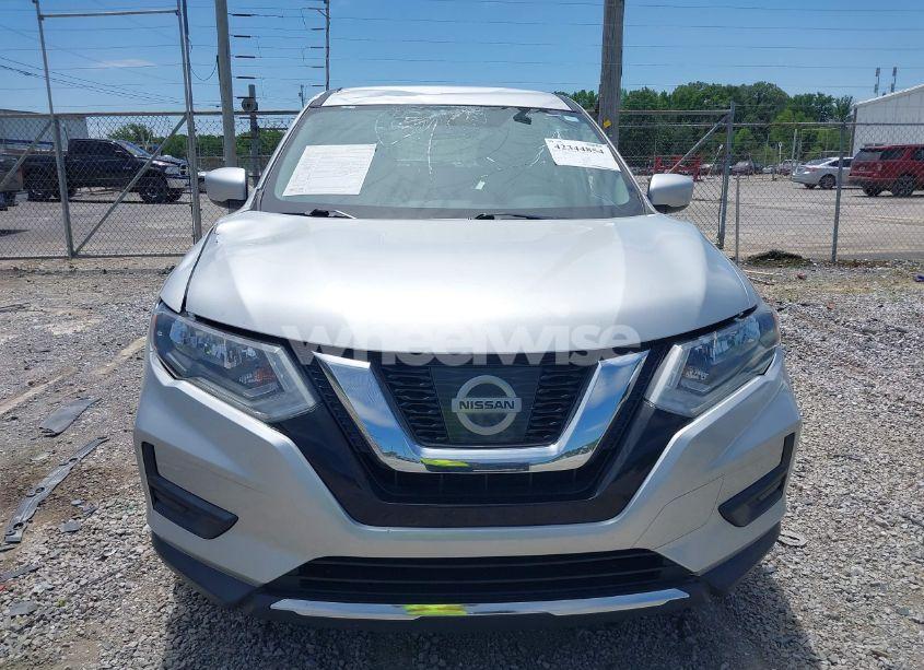 Photo 12 of 2017 Nissan Rogue S (VIN JN8AT2MT1HW402246)