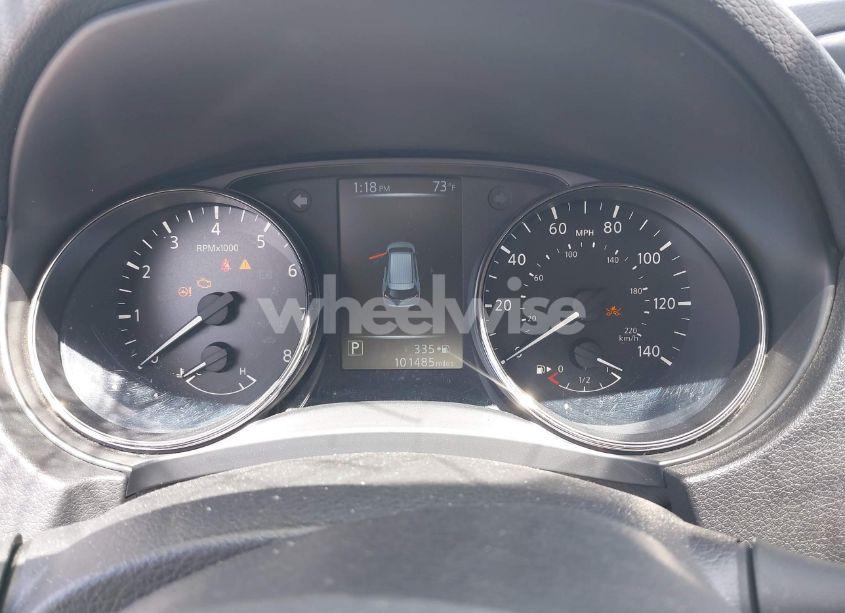 Photo 7 of 2017 Nissan Rogue S (VIN JN8AT2MT1HW402246)