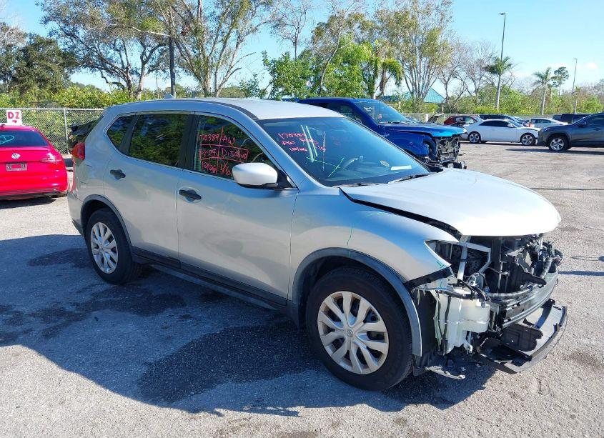 2017 Nissan Rogue S (VIN JN8AT2MT1HW406300) main photo