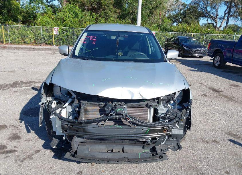 Photo 12 of 2017 Nissan Rogue S (VIN JN8AT2MT1HW406300)