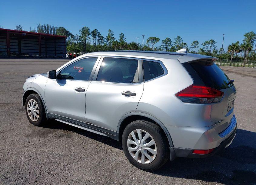 Photo 3 of 2017 Nissan Rogue S (VIN JN8AT2MT1HW406300)