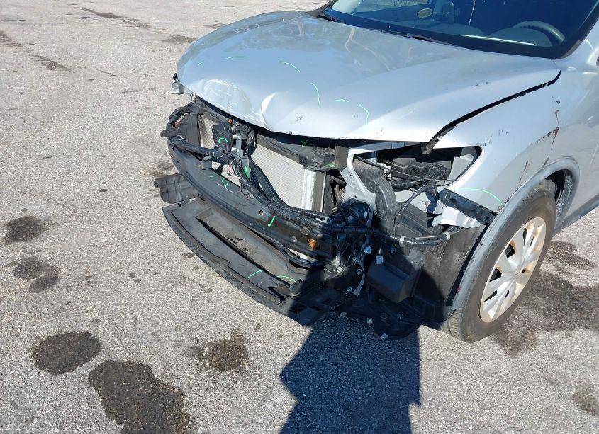 Photo 6 of 2017 Nissan Rogue S (VIN JN8AT2MT1HW406300)