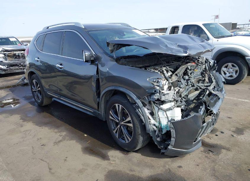 2018 Nissan Rogue SL (VIN JN8AT2MT1JW465157) main photo