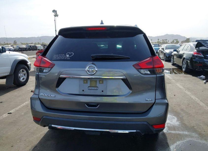 Photo 15 of 2018 Nissan Rogue SL (VIN JN8AT2MT1JW465157)