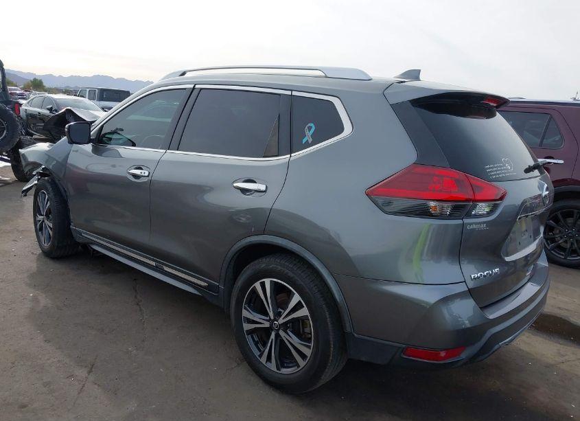 Photo 3 of 2018 Nissan Rogue SL (VIN JN8AT2MT1JW465157)