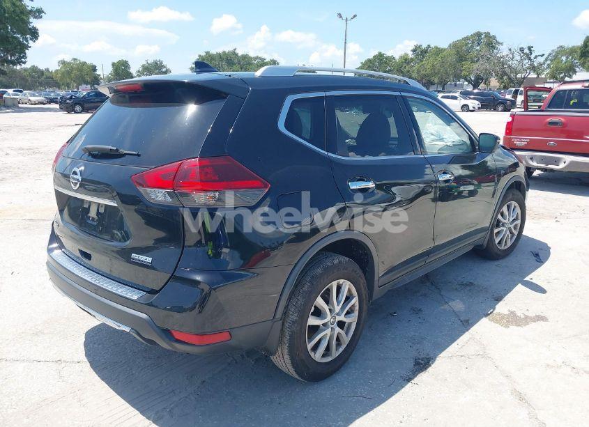 Photo 4 of 2019 Nissan Rogue S (VIN JN8AT2MT1KW252100)