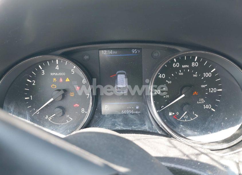 Photo 7 of 2019 Nissan Rogue S (VIN JN8AT2MT1KW252100)