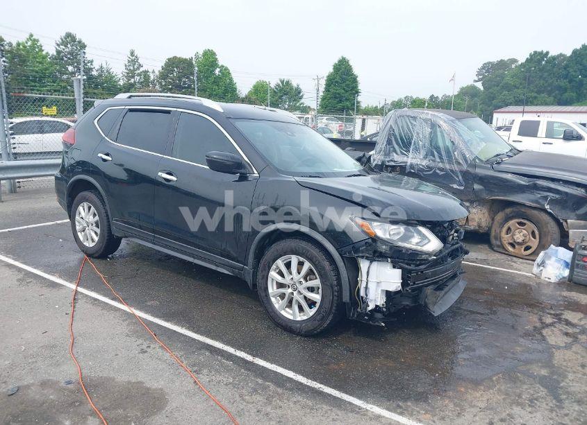 2019 Nissan Rogue SV (VIN JN8AT2MT1KW261931) main photo