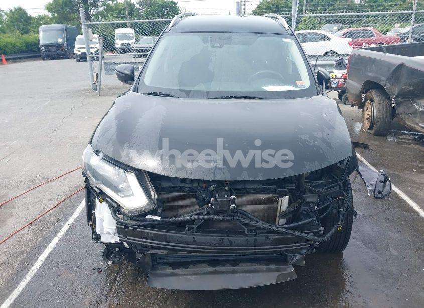 Photo 12 of 2019 Nissan Rogue SV (VIN JN8AT2MT1KW261931)