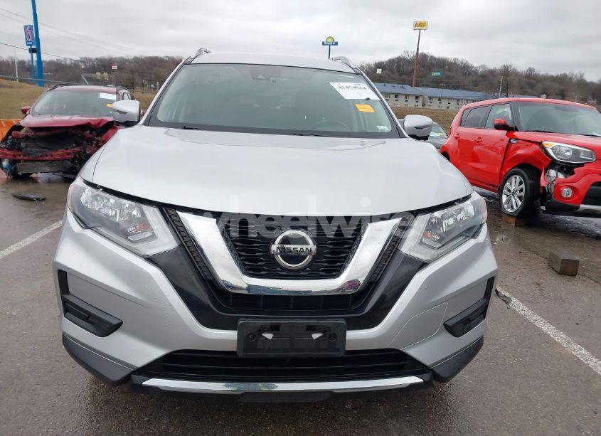 Photo 12 of 2019 Nissan Rogue SV (VIN JN8AT2MT1KW265574)
