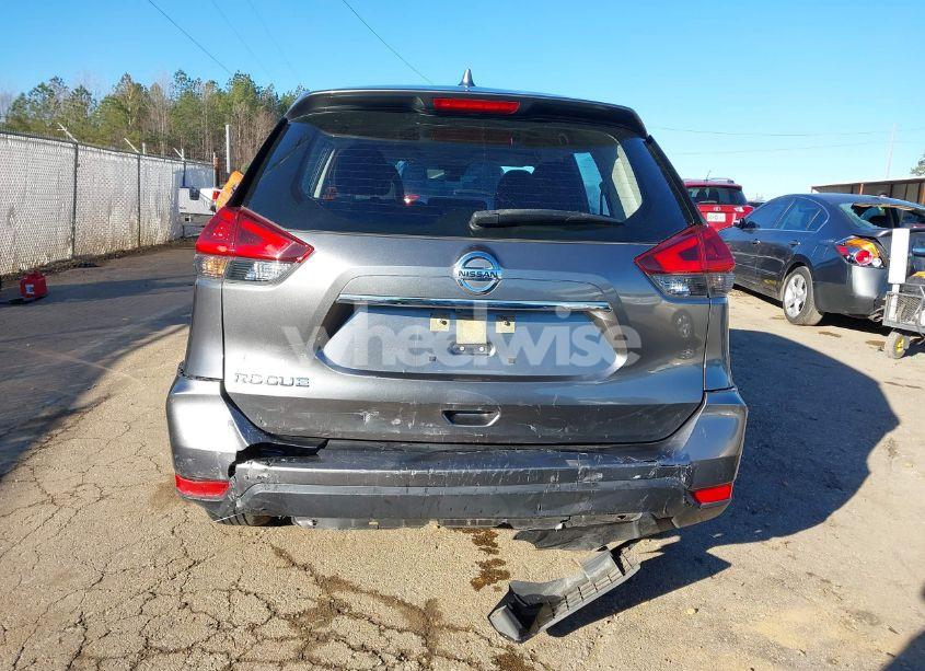 Photo 6 of 2020 Nissan Rogue S FWD (VIN JN8AT2MT1LW018833)