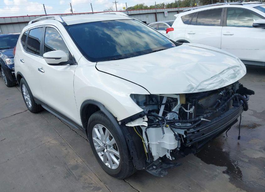 2020 Nissan Rogue SV FWD (VIN JN8AT2MT1LW038094) main photo