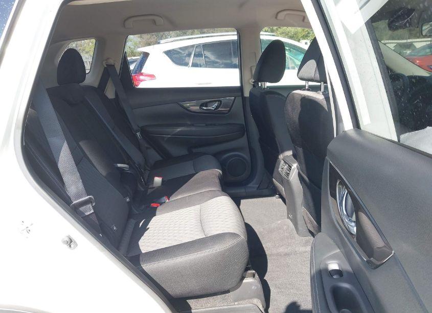 Photo 8 of 2020 Nissan Rogue SV FWD (VIN JN8AT2MT1LW038094)