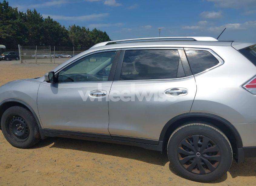 Photo 14 of 2016 Nissan Rogue S (VIN JN8AT2MT2GW023481)