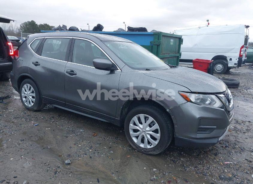 2017 Nissan Rogue S (VIN JN8AT2MT2HW136557) main photo