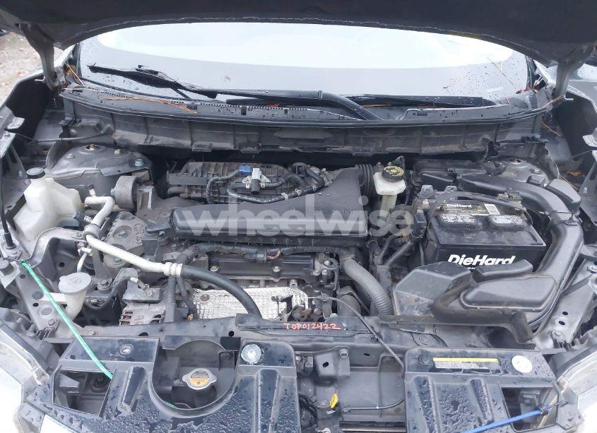 Photo 10 of 2017 Nissan Rogue S (VIN JN8AT2MT2HW136557)