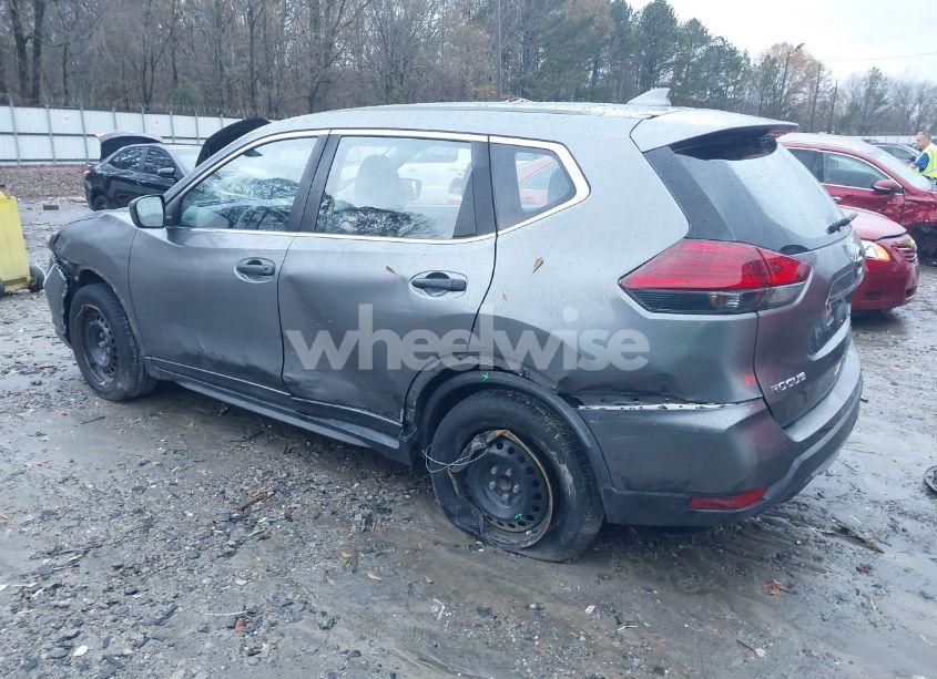 Photo 3 of 2017 Nissan Rogue S (VIN JN8AT2MT2HW136557)